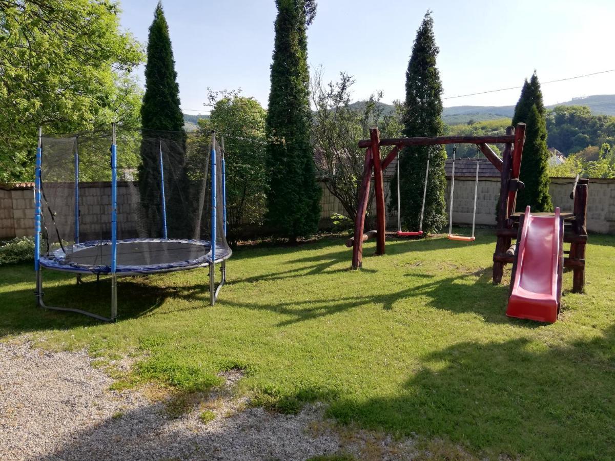Olze Panzio Bed and Breakfast Erdőbénye Exteriör bild